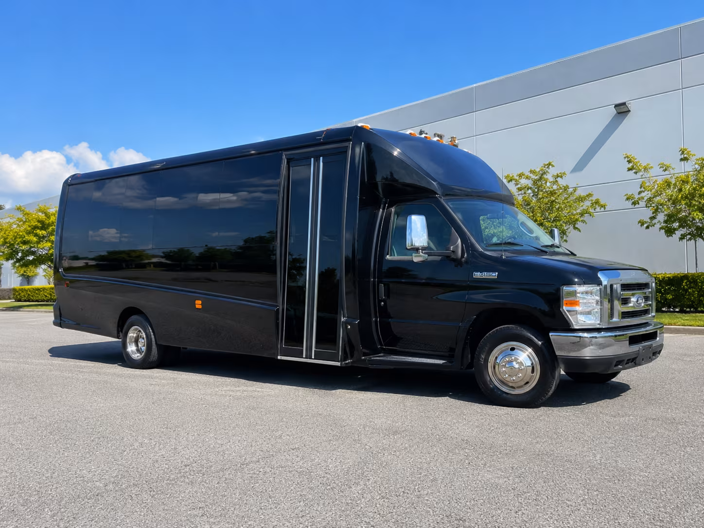 Cape Coral Bachelor & Bachelorette Transportation party bus exterior