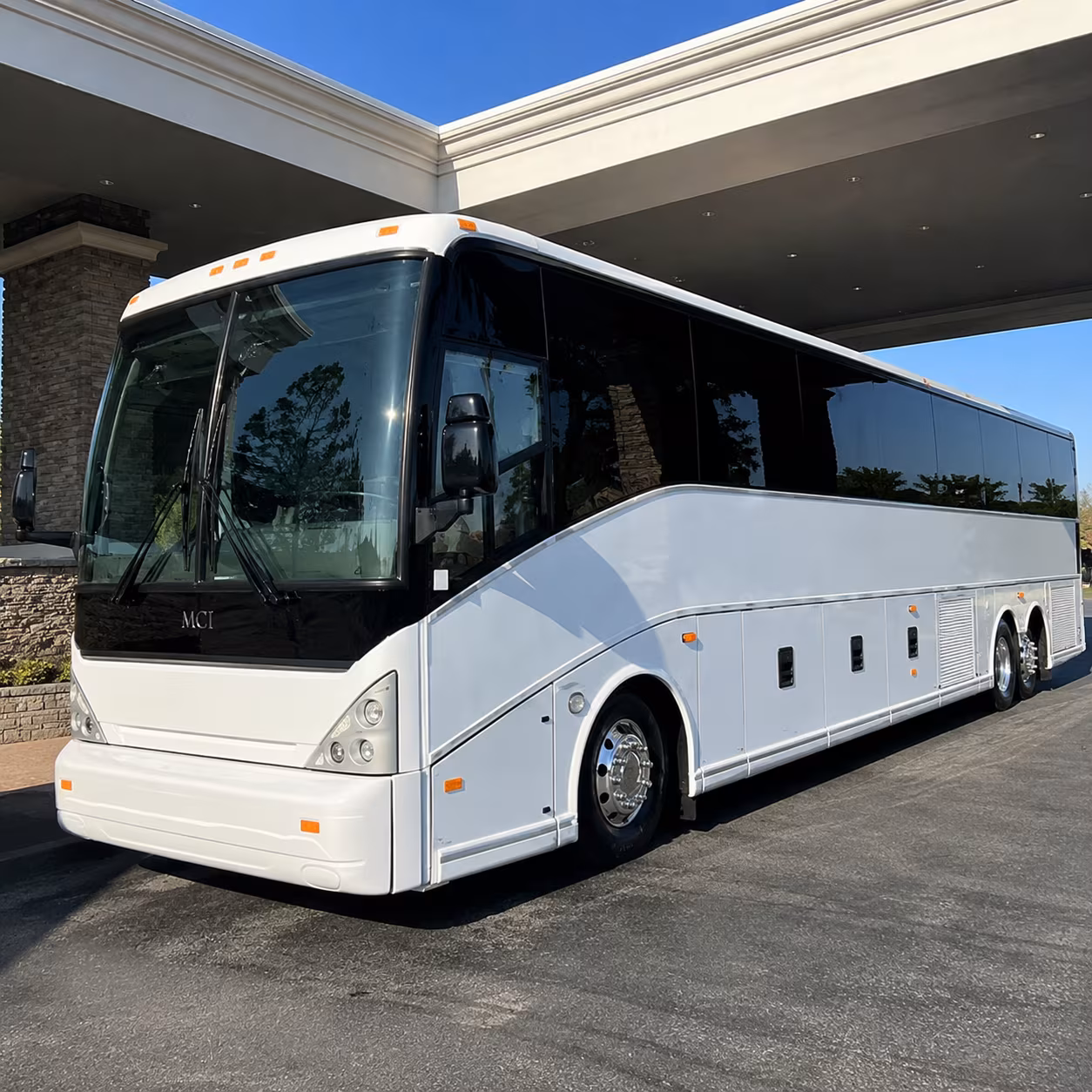 Cape Coral Corporate Transportation party bus exterior