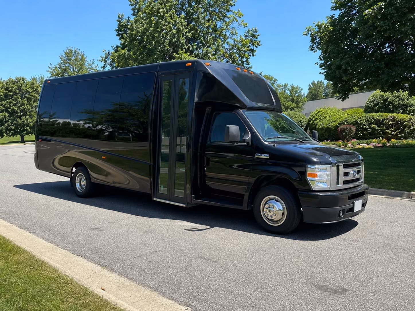 Cape Coral Winery Tour & Pub Crawl Transportation party bus exterior