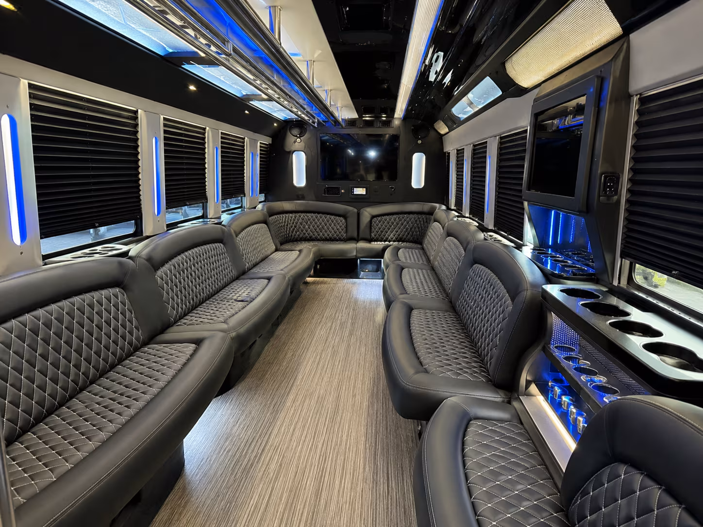 Cape Coral Winery Tour & Pub Crawl Transportation group transportation